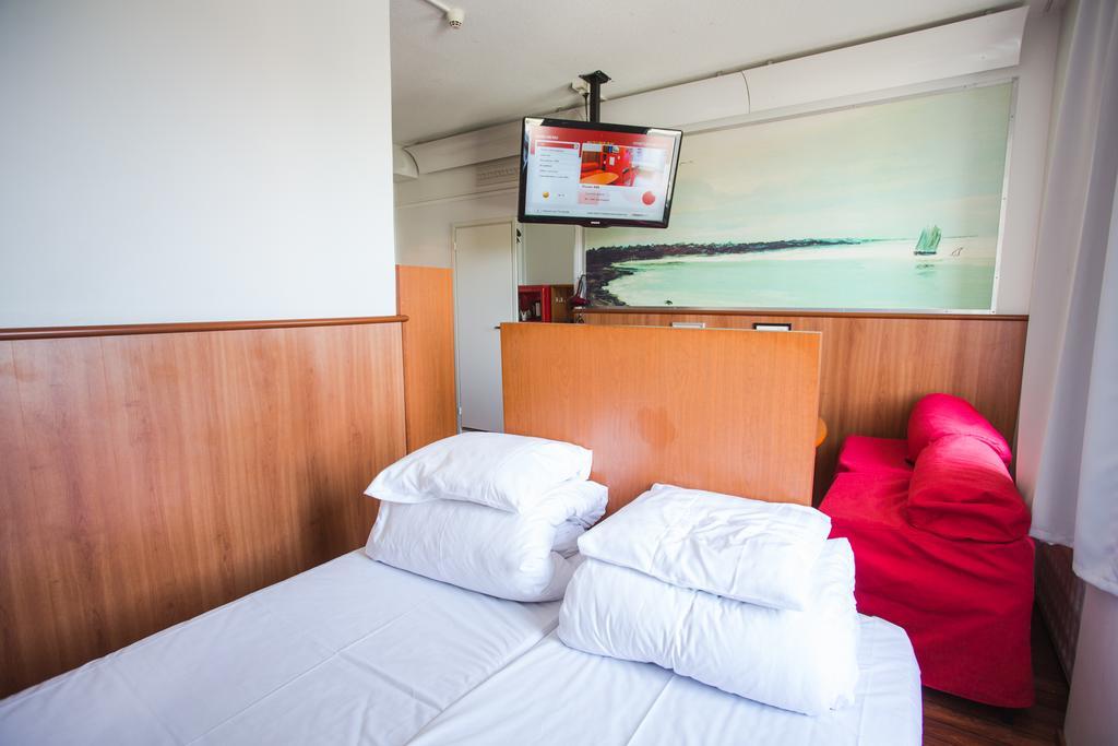 Omena Hotel Вааса Екстер'єр фото