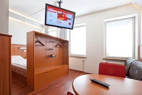 Omena Hotel Вааса Екстер'єр фото