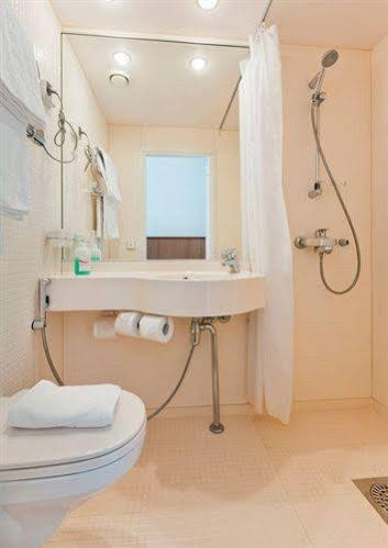 Omena Hotel Вааса Екстер'єр фото