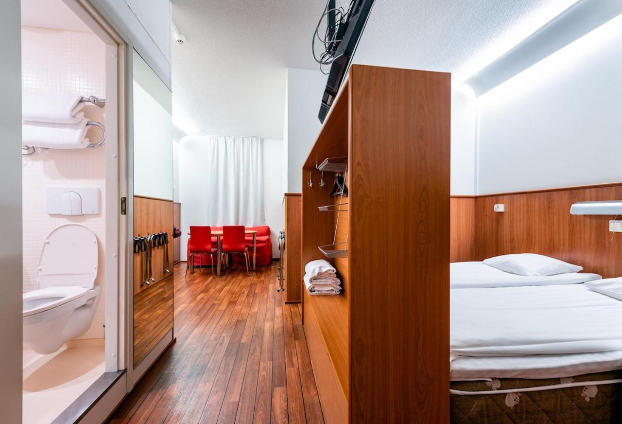 Omena Hotel Вааса Екстер'єр фото